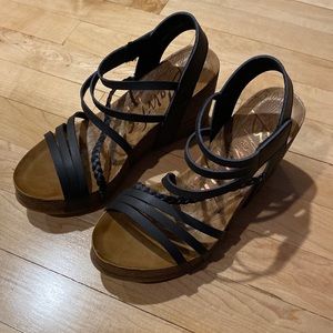 BLOWFISH MALIBU HEIDI WEDGE SANDAL - WORN ONCE